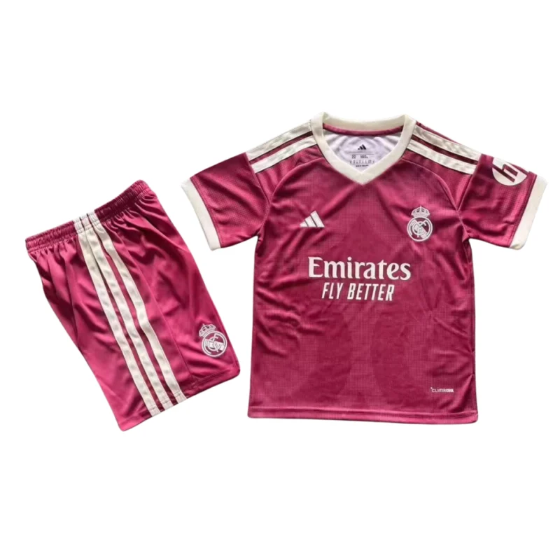 180-1.webp Real Madrid 3de Set 2026/27 Kids